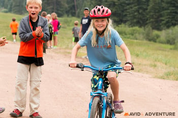 benefits of kids spending time outdoors