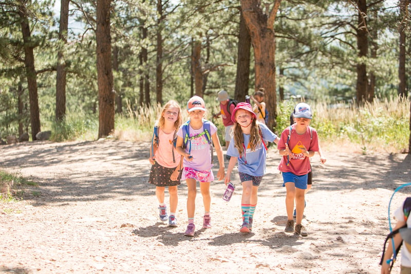 kids hiking at colorado summer camp