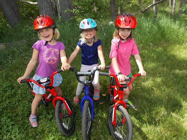 mountain biking kids summer camp 