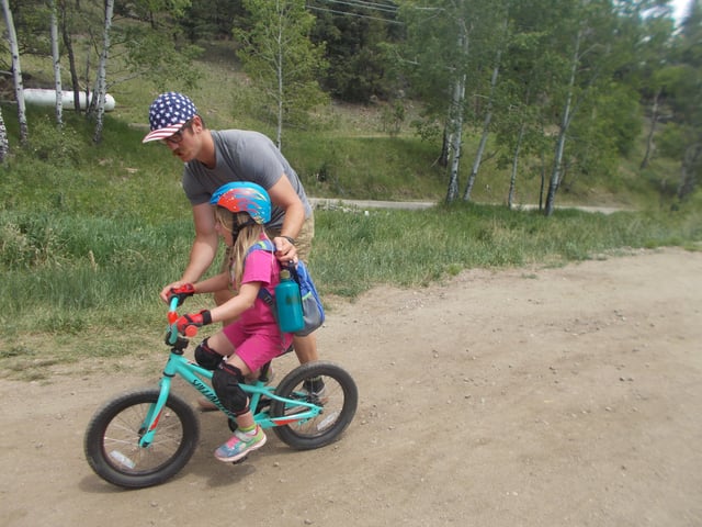 kids biking