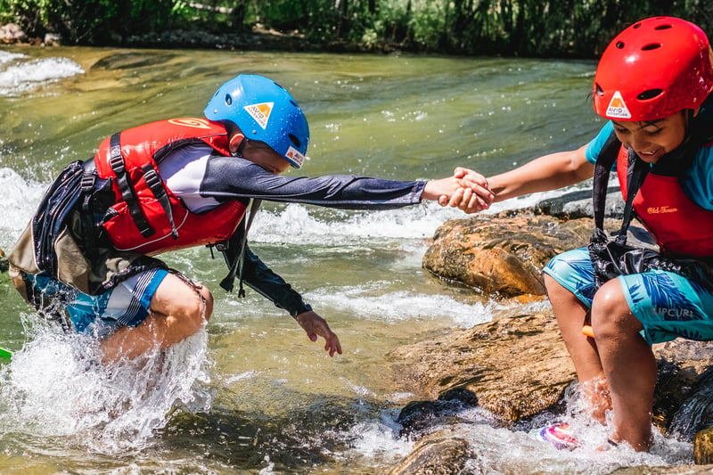 outdoor-summer-day-camps