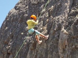 kid-rock-climbing